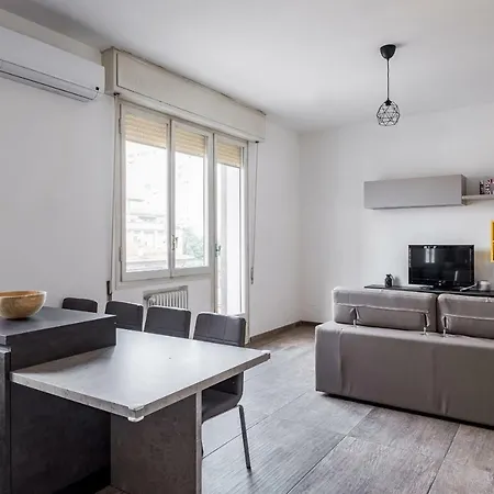 Giambologna Apartment *